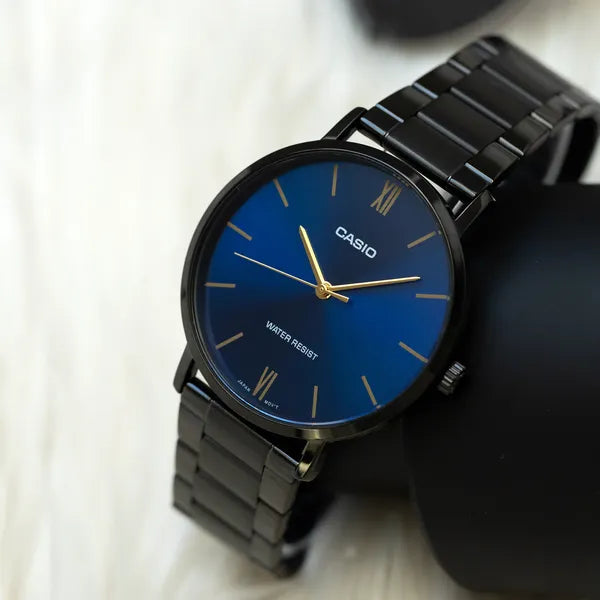 Casio férfi karóra MTP-VT01B-2B, 40 mm, kék számlap, fekete acél, WR30