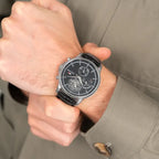 Tommy Hilfiger 1710605 férfi karóra, fekete bőr szíj, 44 mm, 5 ATM, doboz