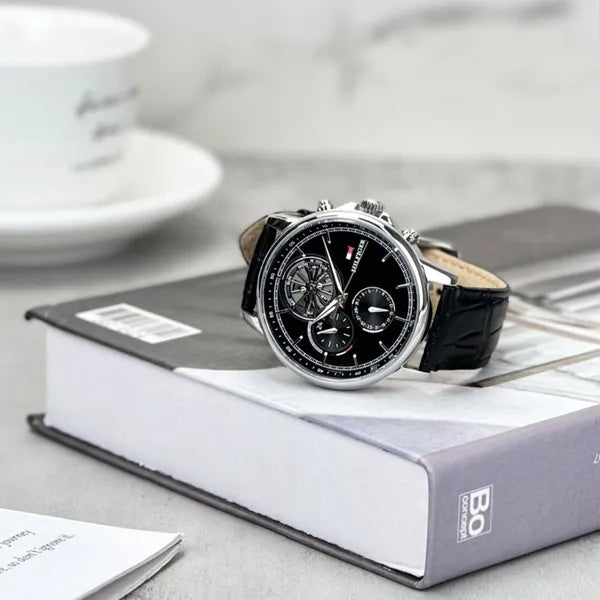 Tommy Hilfiger 1710605 férfi karóra, fekete bőr szíj, 44 mm, 5 ATM, doboz