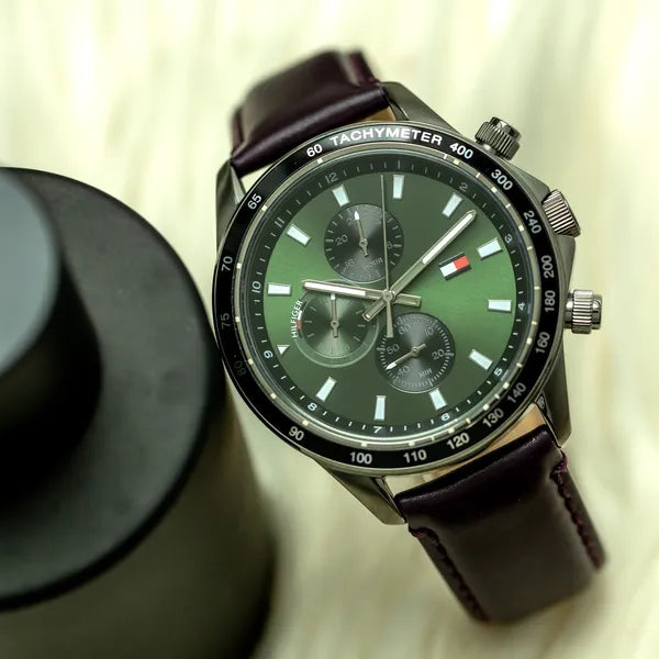 Tommy Hilfiger férfi karóra 1792017 Miles, 44 mm, zöld, barna bőr, WR50