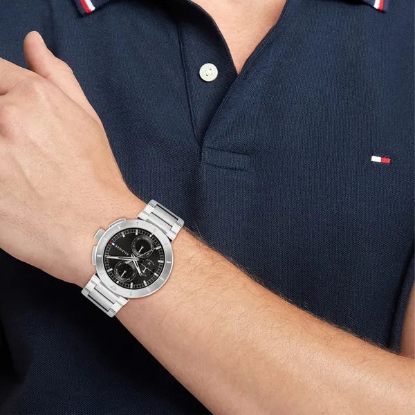 Tommy Hilfiger Lorenzo 1792116 férfi óra, 44 mm, fekete számlap, acél, 5 ATM