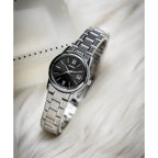 Casio női karóra LTP-V002D-1B3UDF, fekete számlap, acél szíj, dátum, WR30