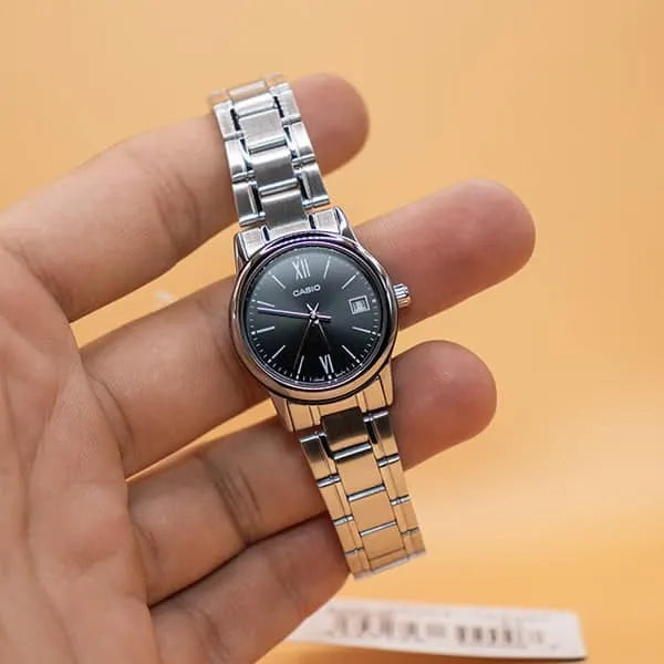 Casio női karóra LTP-V002D-1B3UDF, fekete számlap, acél szíj, dátum, WR30