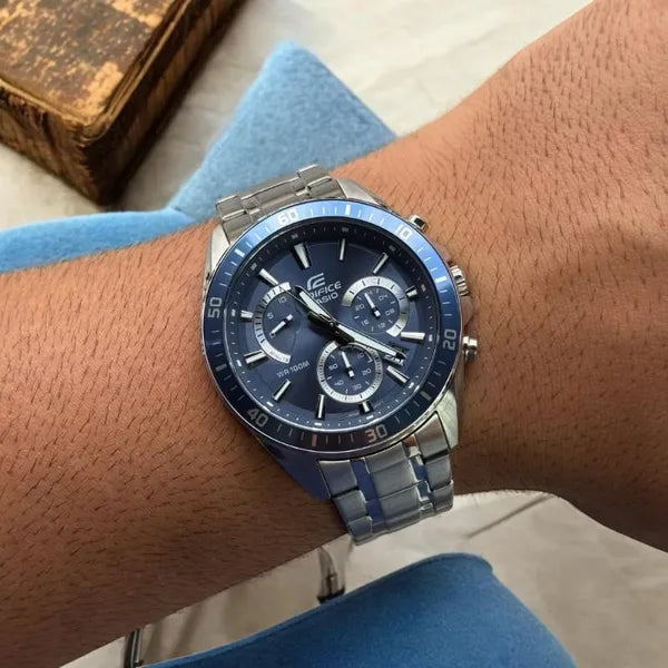 Casio Edifice férfi kronográf, kék számlap, acél szíj, 100M, EFR-552D-2AVUDF