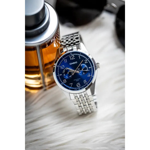 Casio MTP-E340D-2A férfi karóra, acél szíj, kék számlap, WR50, kvarc, díszdoboz