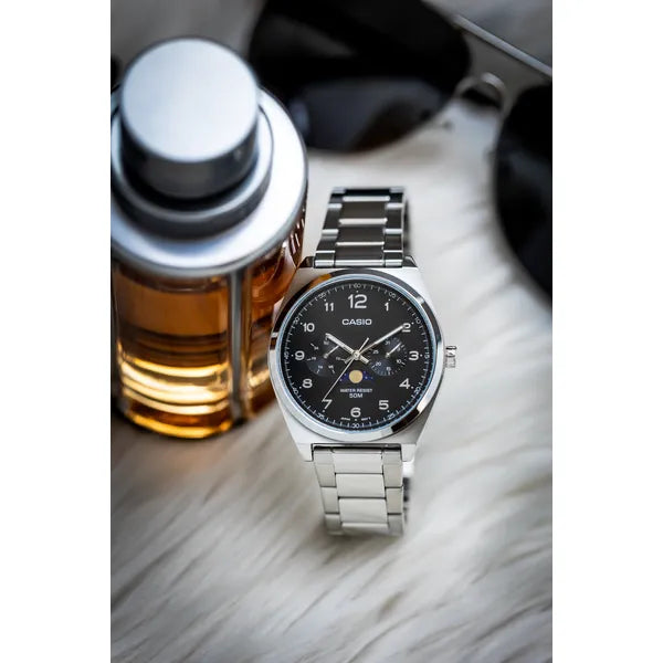 Casio MTP-M300D-1A férfi karóra, fekete számlap, acél szíj, WR50, 40 mm