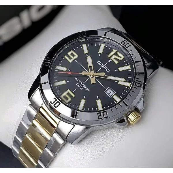 Casio MTP-VD01SG-1B férfi karóra, fekete számlap, ezüst-arany acél szíj, WR50
