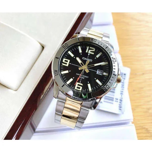 Casio MTP-VD01SG-1B férfi karóra, fekete számlap, ezüst-arany acél szíj, WR50