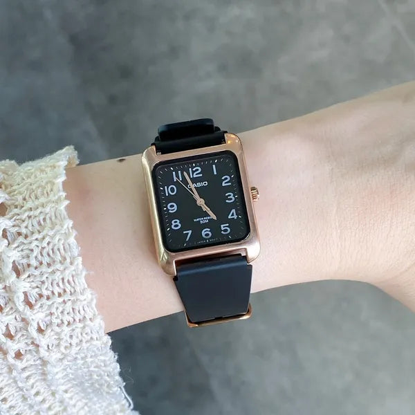 Casio MTP-B175-5B uniszex óra, téglalap tok, rózsaarany, WR50, fekete