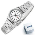 Casio női karóra LTP-V006D-7B, ezüst, acél szíj, dátum, WR30