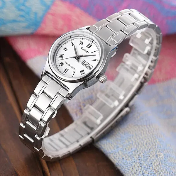 Casio női karóra LTP-V006D-7B, ezüst, acél szíj, dátum, WR30