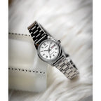 Casio női karóra LTP-V006D-7B, ezüst, acél szíj, dátum, WR30