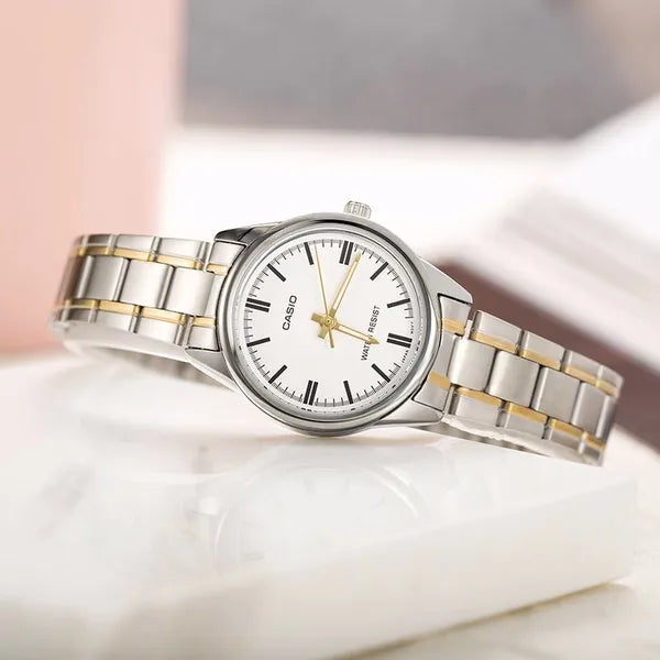 Casio LTP-V005SG-7A női karóra, acél, ezüst/arany, 28 mm, WR30, dátum
