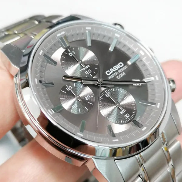 Casio MTP-E510D-8A férfi kvarc karóra, acél, szürke számlap, WR50, kronográf