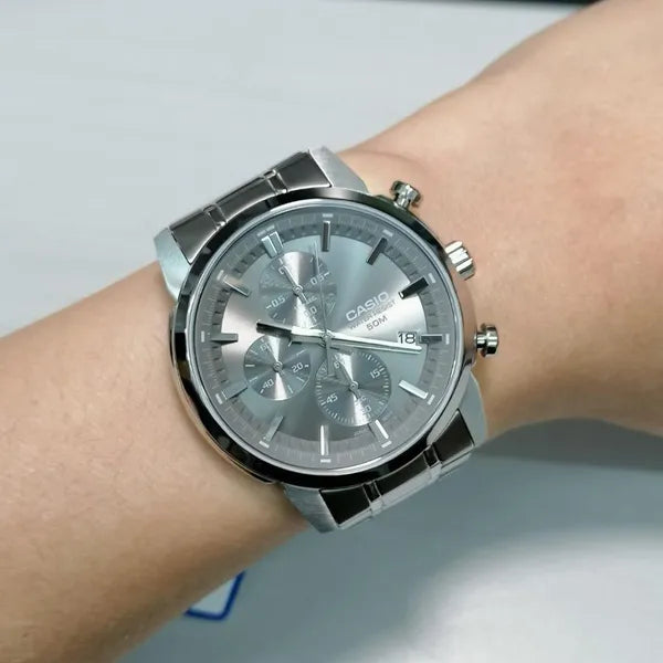 Casio MTP-E510D-8A férfi kvarc karóra, acél, szürke számlap, WR50, kronográf