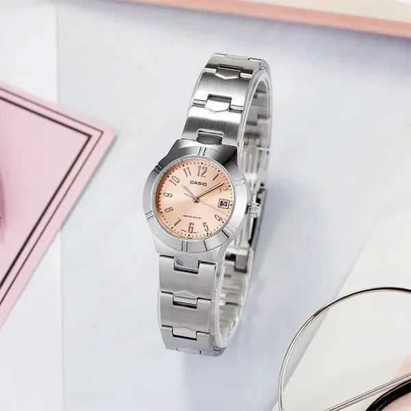 Casio LTP-1241D-4A3 női karóra, ezüst acél szíj, rózsaszín számlap, 25 mm