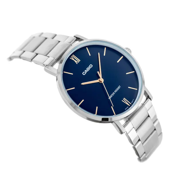 Casio MTP-VT01D-2B férfi karóra, kék számlap, acél szíj, 40 mm, WR30