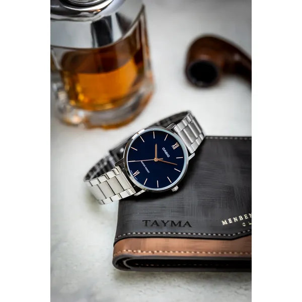 Casio MTP-VT01D-2B férfi karóra, kék számlap, acél szíj, 40 mm, WR30