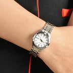 Casio LTP-1308SG-7AVDF női karóra, 30 mm, két tónusú acél, WR50, dátum