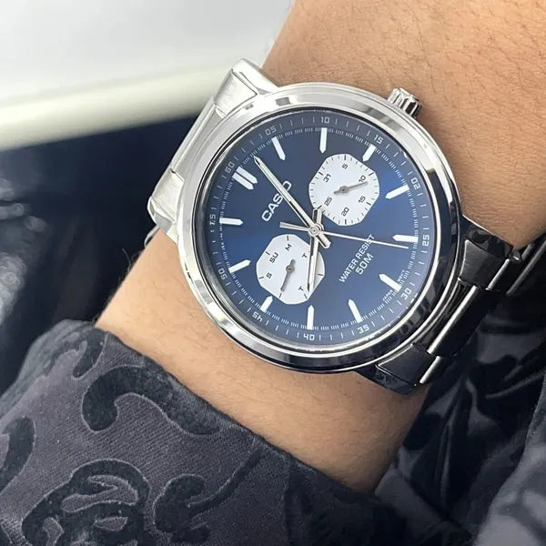 Casio férfi karóra MTP-E335D-2E1, acél szíj, 41 mm, kék számlap, WR50