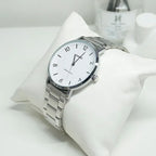Casio MTP-VT03D-7B férfi karóra, 40 mm, acél szíj, fehér számlap, WR30