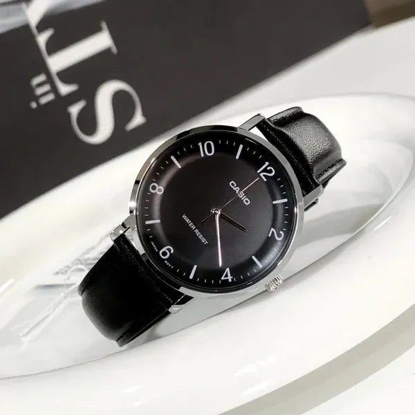 Casio MTP-VT03L-1B férfi karóra, fekete számlap, bőr szíj, 40 mm, 3 ATM