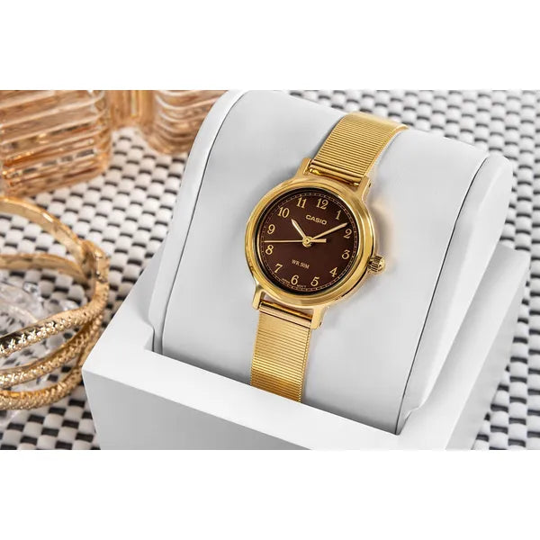 Casio LTP-1303D-1AVDF női karóra, fekete számlap, acél szíj, WR50, 30 mm