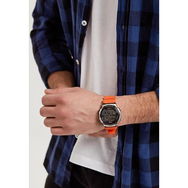 Casio AE-1000W-4BV férfi digitális karóra, narancs szíj, WR100, világidő