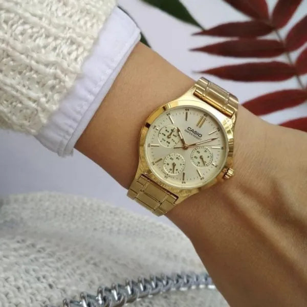 Casio LTP-V300G-9A női karóra, arany, 33 mm, WR30, kvarc + díszdoboz