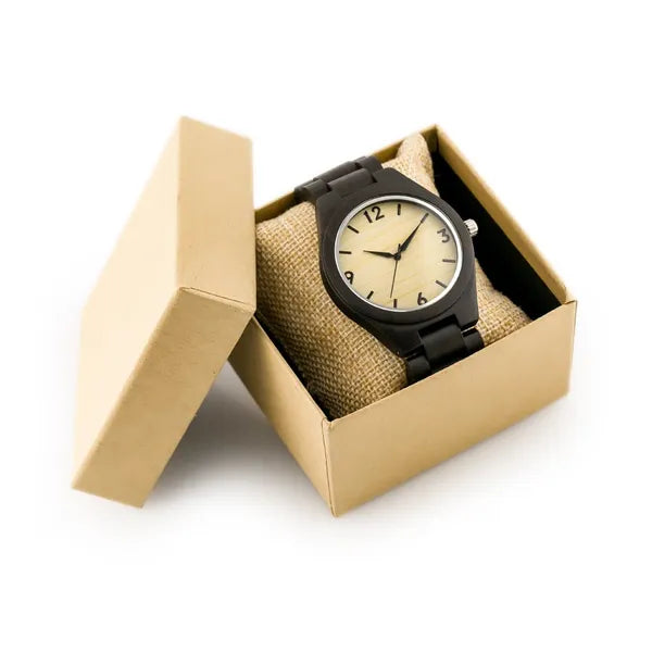Férfi fa karóra, fa tok és szíj, kvarc, WR30, ásványüveg, bézs számlap, 46 mm