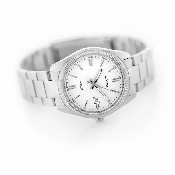 Casio férfi karóra MTP-1302D-7A1, nemesacél szíj, fehér számlap, 38 mm, WR50