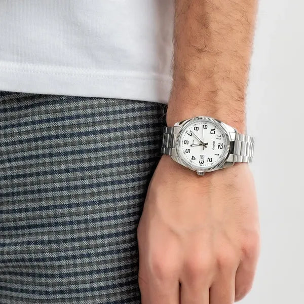 Casio férfi karóra MTP-1302PD-7B, kvarc, acél szíj, 38 mm, fehér számlap, WR50