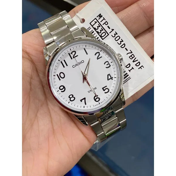 Casio MTP-1303D-7B férfi karóra, 40 mm, fehér számlap, acél, WR50, kvarc