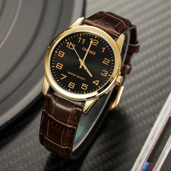 Casio férfi karóra MTP-V001GL-1B, fekete számlap, barna bőrszíj, arany tok